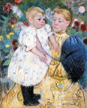 In The Garden mothers children Mary Cassatt Oil Paintings